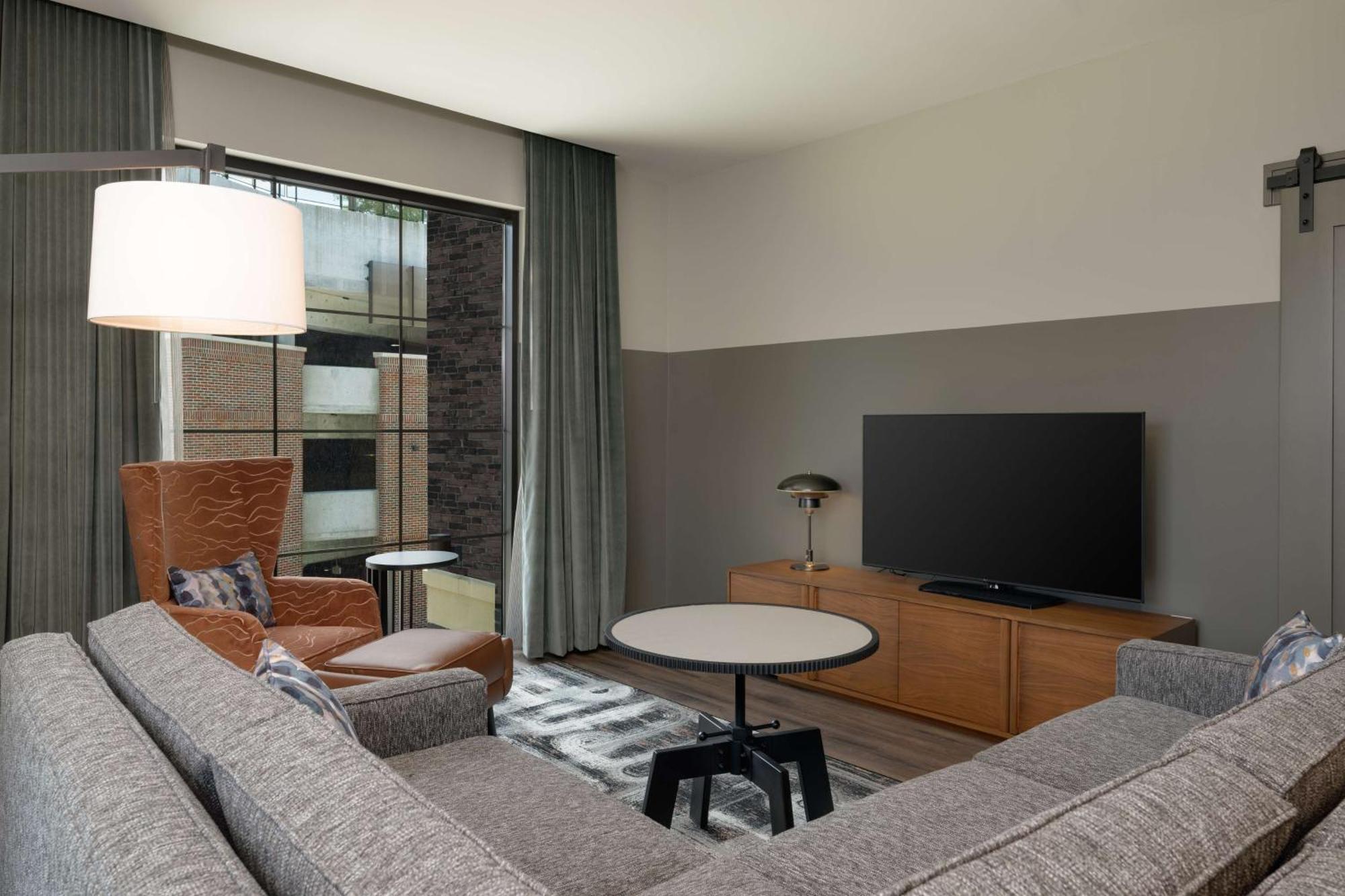 Hotel Nickel Plate Fishers, Tapestry Collection By Hilton Екстер'єр фото